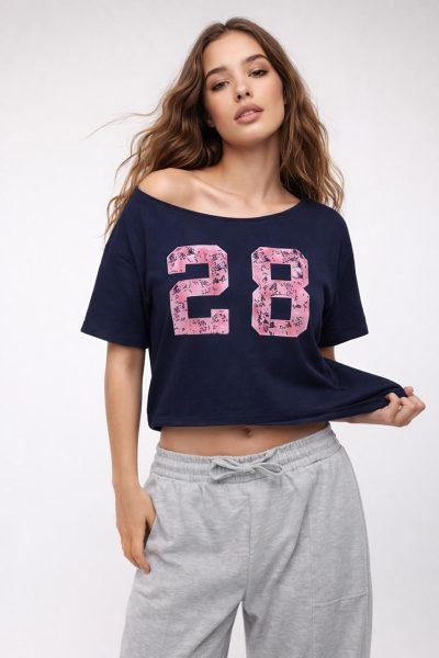 Alternative view of AT2605605957